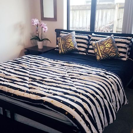 Fullhouse Auckland Ngoại thất bức ảnh